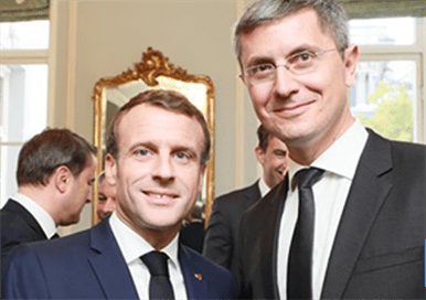 Barna, vax-duet cu Macron